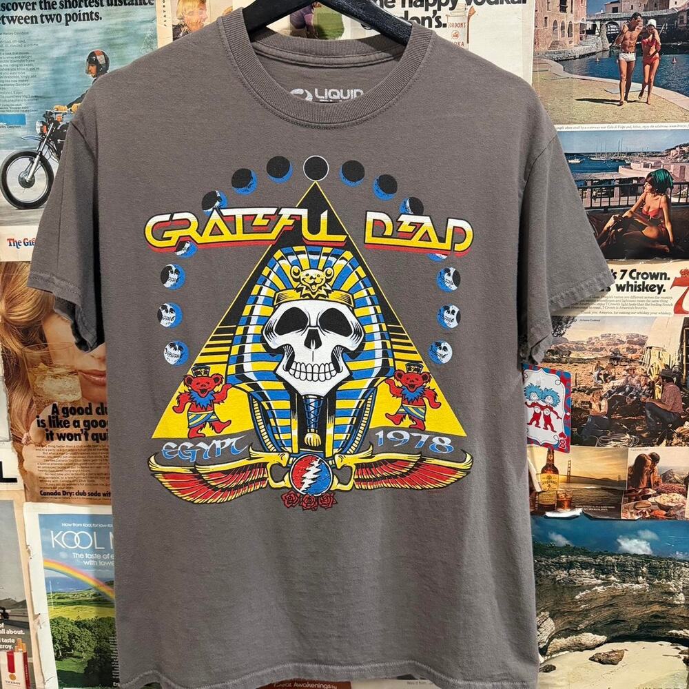 Liquid blue grey grateful dead